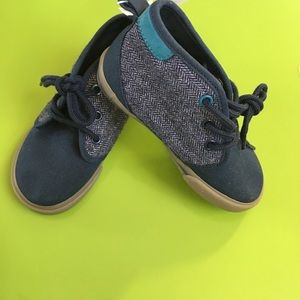 Old Navy toddler high top sneaker NWT